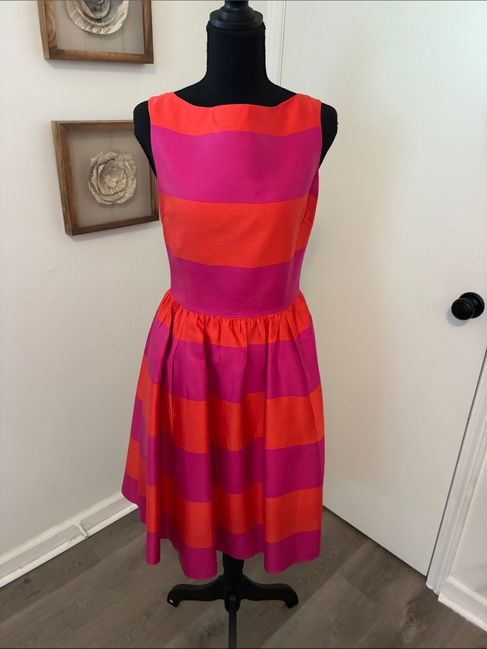 Kate Spade Carolyn Dress size 6 - Picture 4 of 7